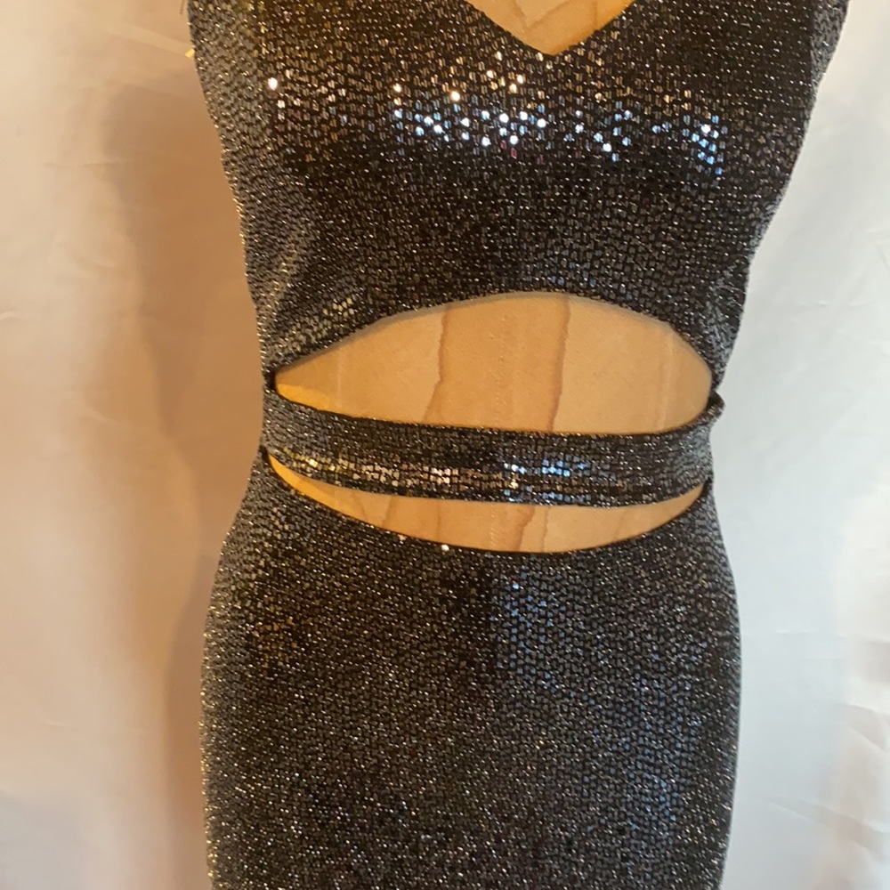 January 7 sparked dress size medium - Picture 5 of 9